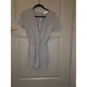Everly Romper, Size Small NWOT